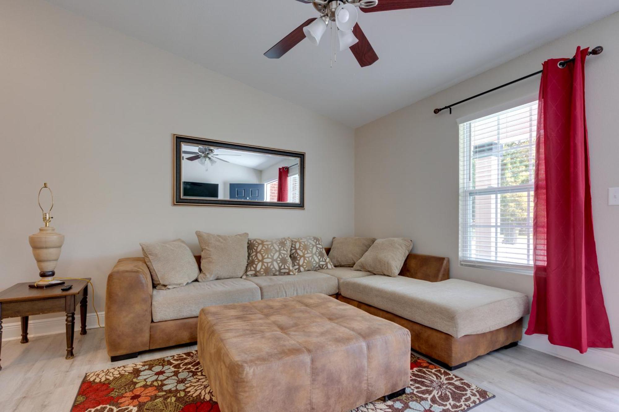 Dog-Friendly Pensacola Duplex About 7 Mi To Downtown Apartment Exterior photo